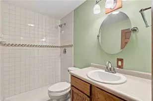 10910 Irish Ln, Fort Myers, FL 33905 - Photo 23