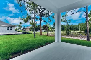 654 Trinity St E, Lehigh Acres, FL 33974 - Photo 27