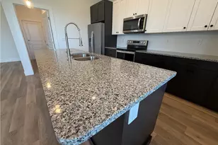 336 SW 31st Pl, Cape Coral, FL 33991 - Photo 5