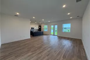 336 SW 31st Pl, Cape Coral, FL 33991 - Photo 3