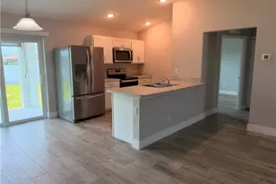 3214 NE 14th Pl, Cape Coral, FL 33909 - Photo 5