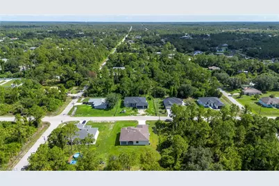 1002 E 5th St, Lehigh Acres, FL 33972 - Photo 45