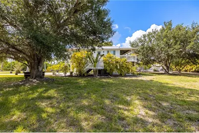 8787 Kodiak Ln, Saint James City, FL 33956 - Photo 39
