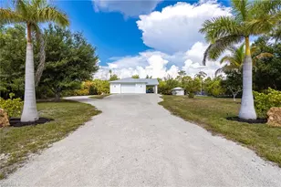 8787 Kodiak Ln, Saint James City, FL 33956 - Photo 33