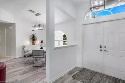 2526 SE 19th Pl, Cape Coral, FL 33904 - Photo 5