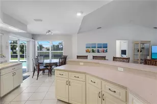 2526 SE 19th Pl, Cape Coral, FL 33904 - Photo 17