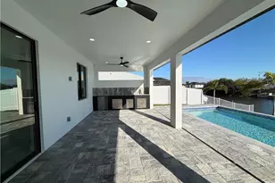 112 NE 6th St, Cape Coral, FL 33909 - Photo 27