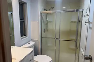 84 Poinsettia Dr, Fort Myers, FL 33905 - Photo 15
