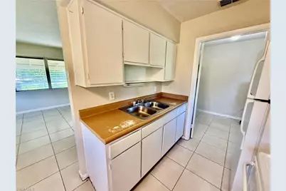 27 Apache St, Lehigh Acres, FL 33936 - Photo 11