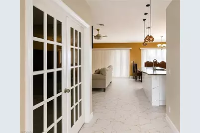 507 Diplomat Pkwy E, Cape Coral, FL 33909 - Photo 9