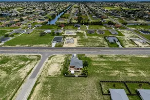 507 Diplomat Pkwy E, Cape Coral, FL 33909 - Photo 27