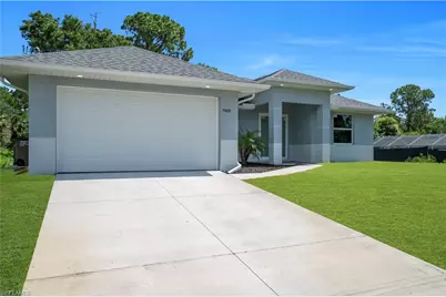 1605 E 6th St, Lehigh Acres, FL 33972 - Photo 3