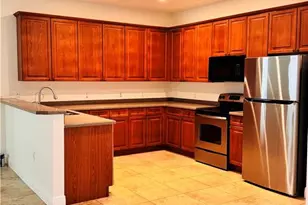 26527 Robin Way, Bonita Springs, FL 34135 - Photo 3
