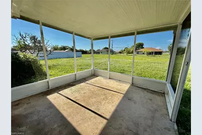 406 Parkside St, Lehigh Acres, FL 33936 - Photo 5