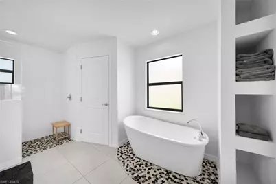 2204 SW 30th Ter, Cape Coral, FL 33914 - Photo 27