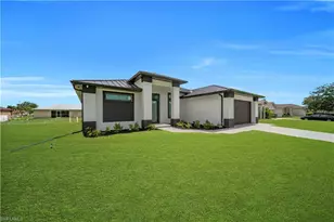 2204 NW 5th Terrace, Cape Coral, FL 33993 - Photo 45