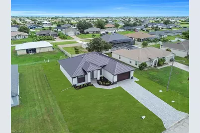 2204 NW 5th Ter, Cape Coral, FL 33993 - Photo 3