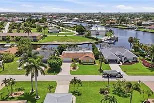 4933 Triton Ct W, Cape Coral, FL 33904 - Photo 47