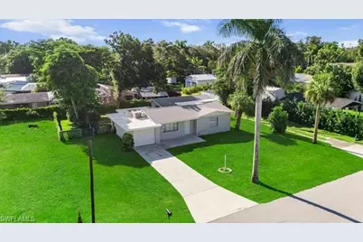 2968 Sunset Rd, Fort Myers, FL 33901 - Photo 3