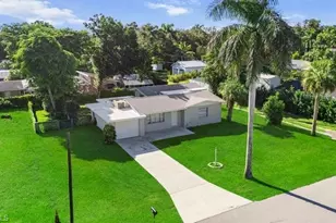 2968 Sunset Rd, Fort Myers, FL 33901 - Photo 3