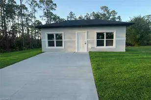 571 Genoa Ave S, Lehigh Acres, FL 33974 - Photo 1