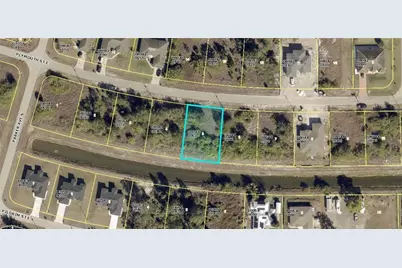 1028 Plymouth St E, Lehigh Acres, FL 33974 - Photo 1