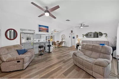 1212 SE 15th St, Cape Coral, FL 33990 - Photo 5