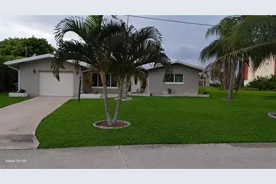 1749 Bikini Ct, Cape Coral, FL 33904 - Photo 1