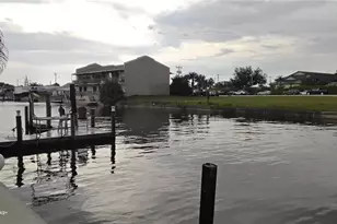 1749 Bikini Ct, Cape Coral, FL 33904 - Photo 29