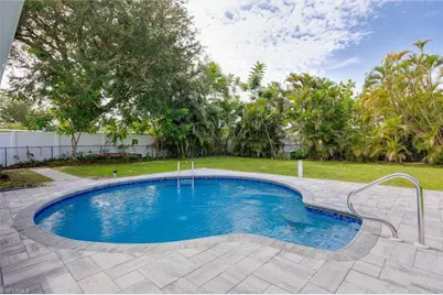1628 N Flossmoor Rd, Fort Myers, FL 33919 - Photo 17