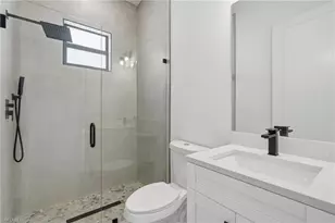343 NE 15th St, Cape Coral, FL 33909 - Photo 33