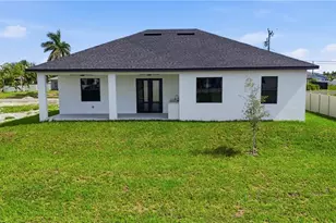 343 NE 15th St, Cape Coral, FL 33909 - Photo 43
