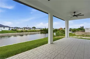 343 NE 15th St, Cape Coral, FL 33909 - Photo 41