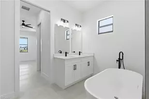343 NE 15th St, Cape Coral, FL 33909 - Photo 27