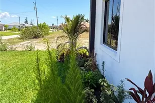 2725 Embers Pkwy W, Cape Coral, FL 33993 - Photo 33