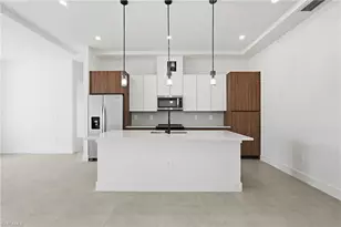 219 NE 15th Terrace, Cape Coral, FL 33909 - Photo 19