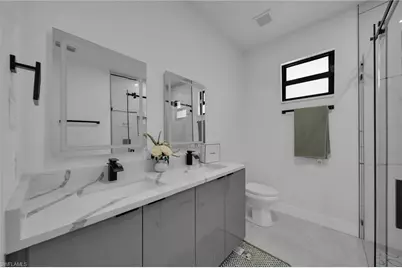 1302 NE Juanita Pl, Cape Coral, FL 33909 - Photo 19