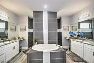 3113 SW 18th Ave, Cape Coral, FL 33914 - Photo 13