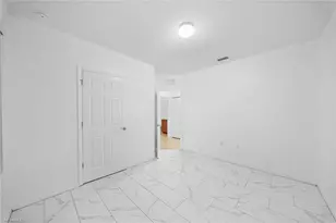 10464 Canal Brook Ln, Lehigh Acres, FL 33936 - Photo 21