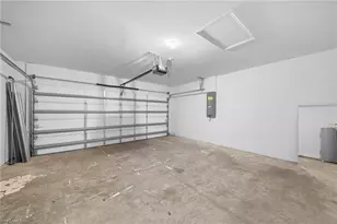 10464 Canal Brook Ln, Lehigh Acres, FL 33936 - Photo 23