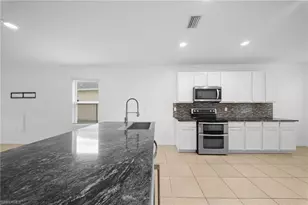 10464 Canal Brook Ln, Lehigh Acres, FL 33936 - Photo 11