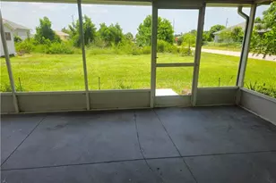 4020 26th St SW, Lehigh Acres, FL 33976 - Photo 19