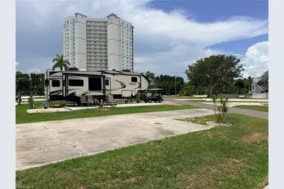 19681 Summerlin #51D Rd, Fort Myers, FL 33908 - Photo 7