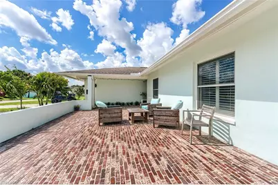5302 Shalley Cir E, Fort Myers, FL 33919 - Photo 27