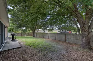 104 W 11th St, Lehigh Acres, FL 33972 - Photo 17