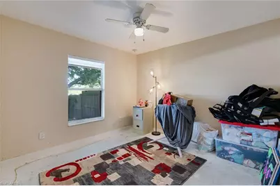104 W 11th St, Lehigh Acres, FL 33972 - Photo 15