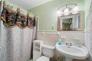 1564 Ixora Dr, North Fort Myers, FL 33917 - Photo 11