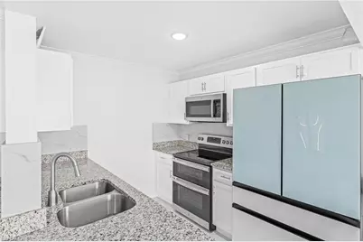 3225 E Riverside Dr #34C, Fort Myers, FL 33916 - Photo 9