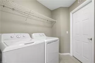 3010 Meandering Way, Fort Myers, FL 33905 - Photo 5