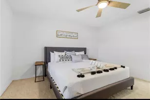 505 SE 9th Pl, Cape Coral, FL 33990 - Photo 11
